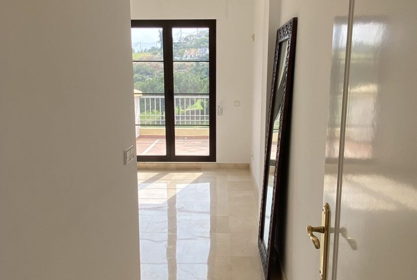 R5043967-Apartment-For-Sale-Los-Arqueros-Penthouse-3-Beds-95-Built-12