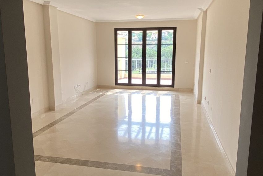 R5043967-Apartment-For-Sale-Los-Arqueros-Penthouse-3-Beds-95-Built-3