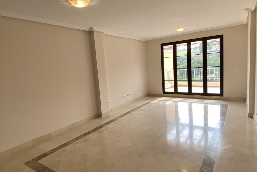 R5043967-Apartment-For-Sale-Los-Arqueros-Penthouse-3-Beds-95-Built-4