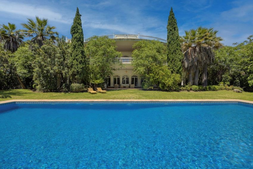 R5044594-Villa-For-Sale-Nagueles-Detached-9-Beds-1548-Built-10