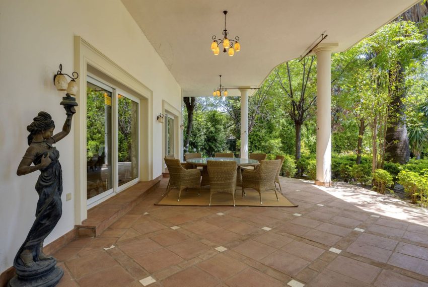 R5044594-Villa-For-Sale-Nagueles-Detached-9-Beds-1548-Built-11