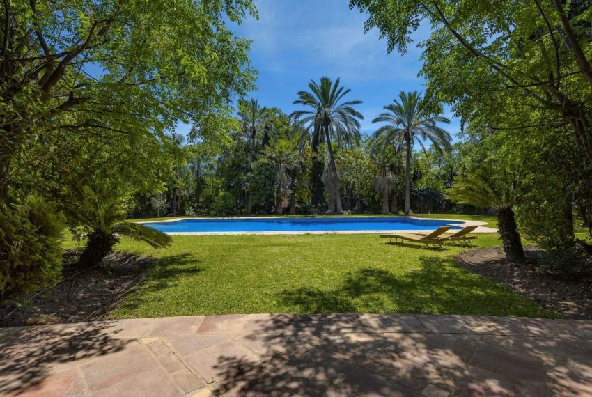 R5044594-Villa-For-Sale-Nagueles-Detached-9-Beds-1548-Built-6