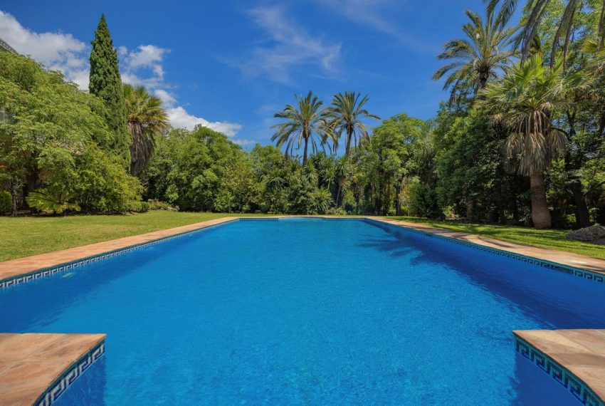 R5044594-Villa-For-Sale-Nagueles-Detached-9-Beds-1548-Built-7
