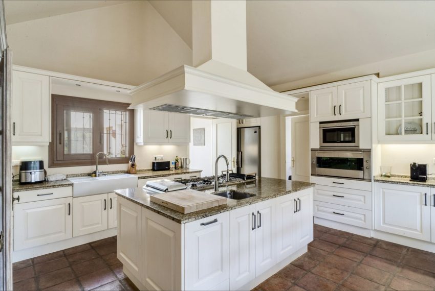 R5044612-Villa-For-Sale-El-Rosario-Detached-5-Beds-505-Built-16