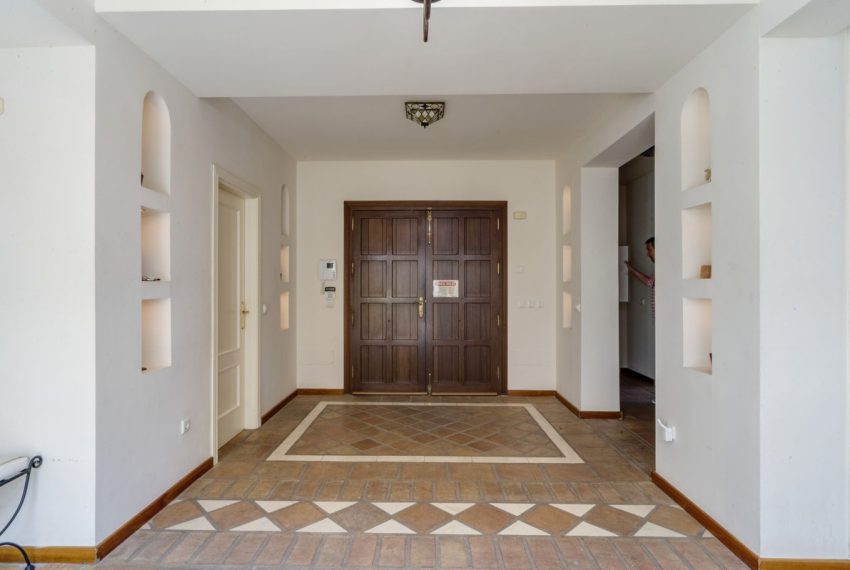 R5044612-Villa-For-Sale-El-Rosario-Detached-5-Beds-505-Built-8