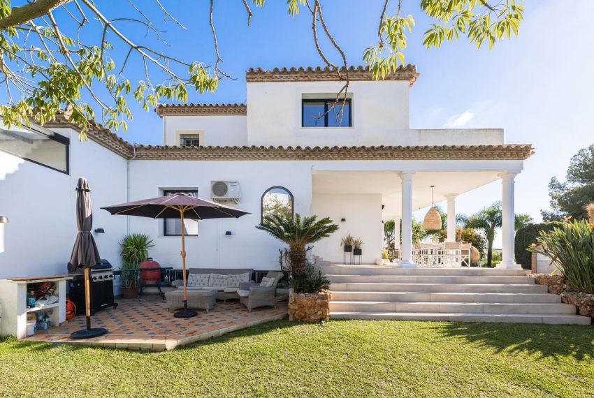 R5045896-Villa-For-Sale-El-Paraiso-Detached-4-Beds-444-Built-17