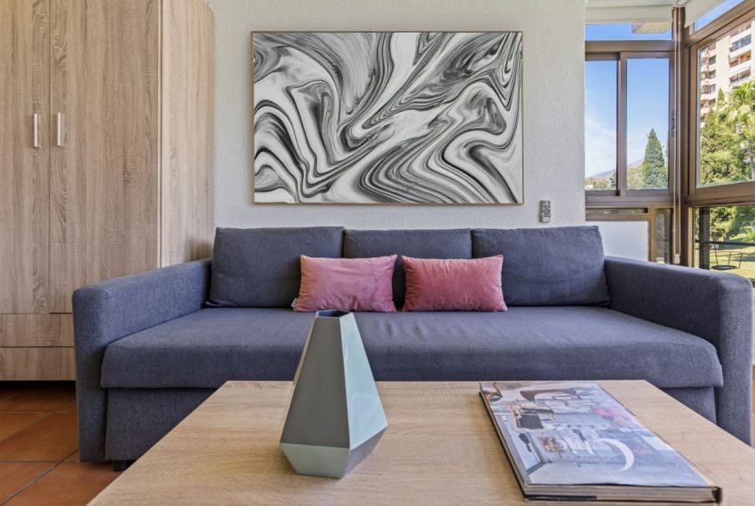 R5046460-Studio-For-Sale-Nueva-Andalucia-Middle-Floor-0-Beds-18-Built-16