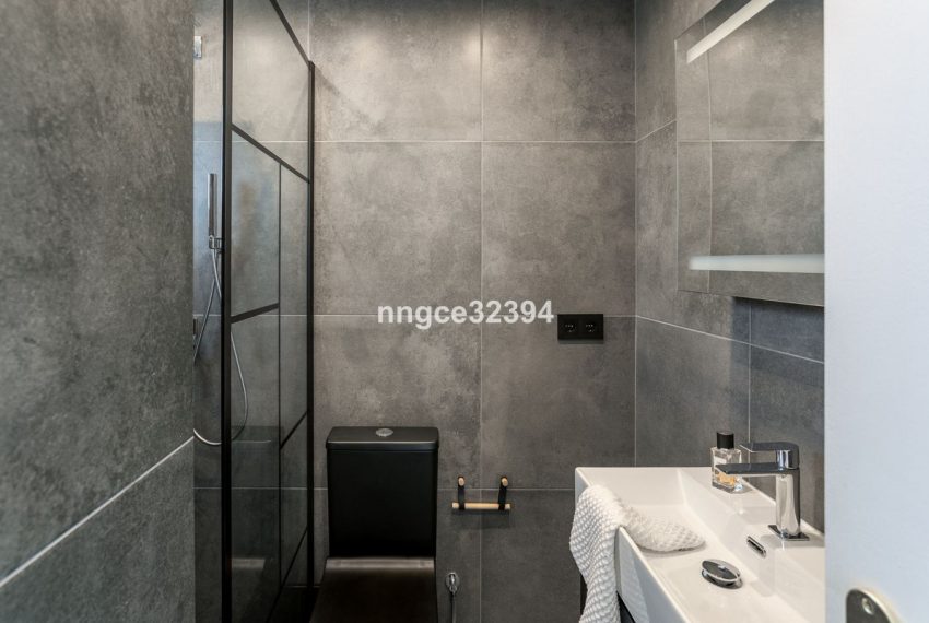 R5047696-Apartment-For-Sale-New-Golden-Mile-Penthouse-2-Beds-90-Built-11