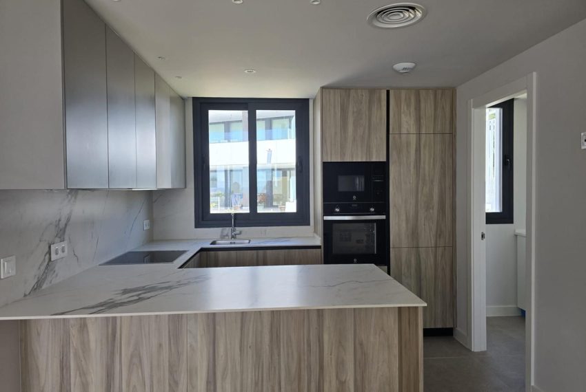 R5054767-Apartment-For-Sale-Estepona-Penthouse-3-Beds-110-Built-5