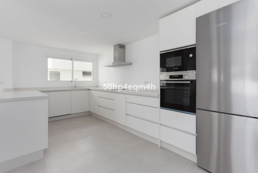 R5060710-Apartment-For-Sale-Guadalmina-Baja-Middle-Floor-4-Beds-259-Built-4