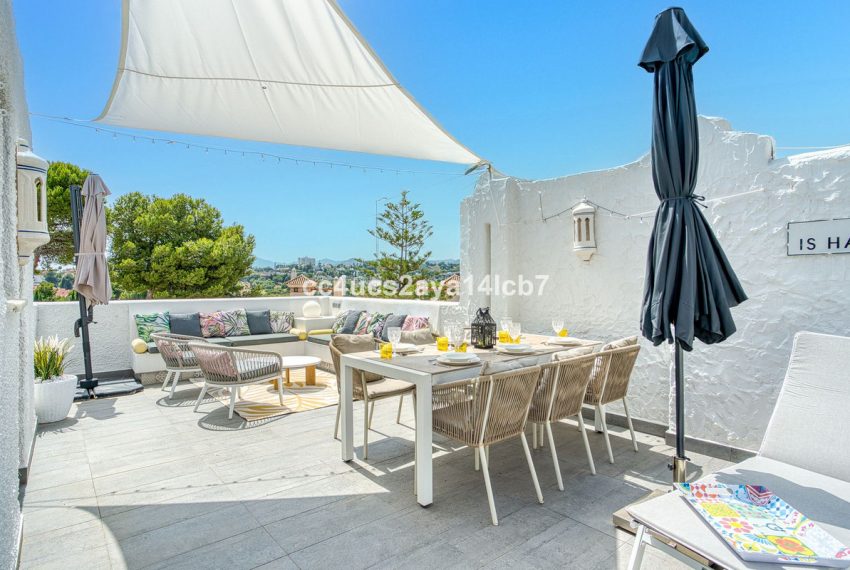 R5060986-Townhouse-For-Sale-Nueva-Andalucia-Terraced-3-Beds-110-Built-1