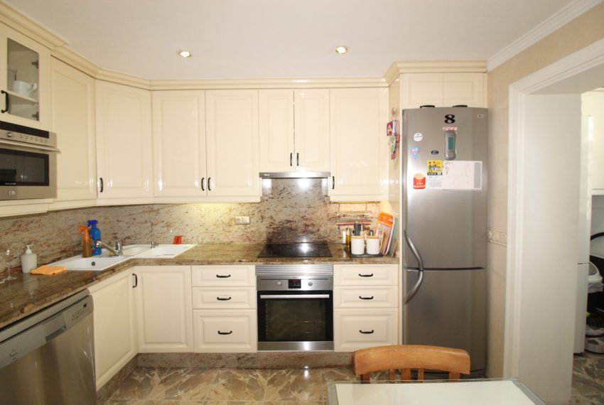 R5061979-Townhouse-For-Sale-Nueva-Andalucia-Terraced-3-Beds-156-Built-16