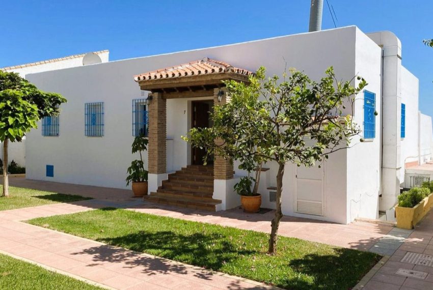 R5063356-Villa-For-Sale-Estepona-Detached-3-Beds-523-Built-17