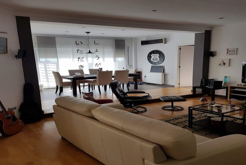 R5063863-Villa-For-Sale-Elviria-Detached-7-Beds-450-Built-4