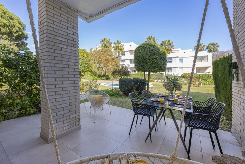 R5065528-Townhouse-For-Sale-Nueva-Andalucia-Terraced-3-Beds-150-Built-10