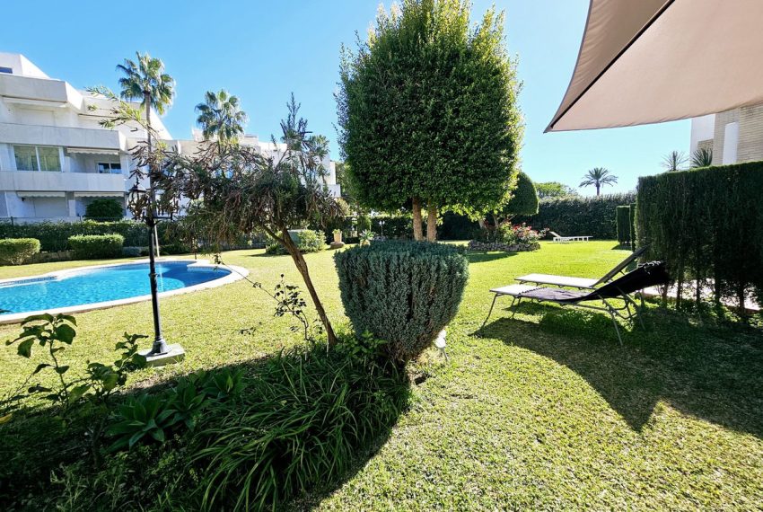 R5065528-Townhouse-For-Sale-Nueva-Andalucia-Terraced-3-Beds-150-Built-12
