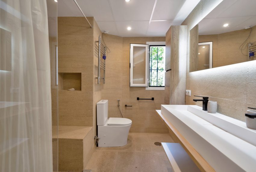 R5067379-Townhouse-For-Sale-The-Golden-Mile-Terraced-4-Beds-233-Built-15