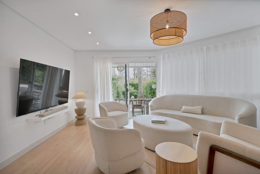 R5067379-Townhouse-For-Sale-The-Golden-Mile-Terraced-4-Beds-233-Built-7