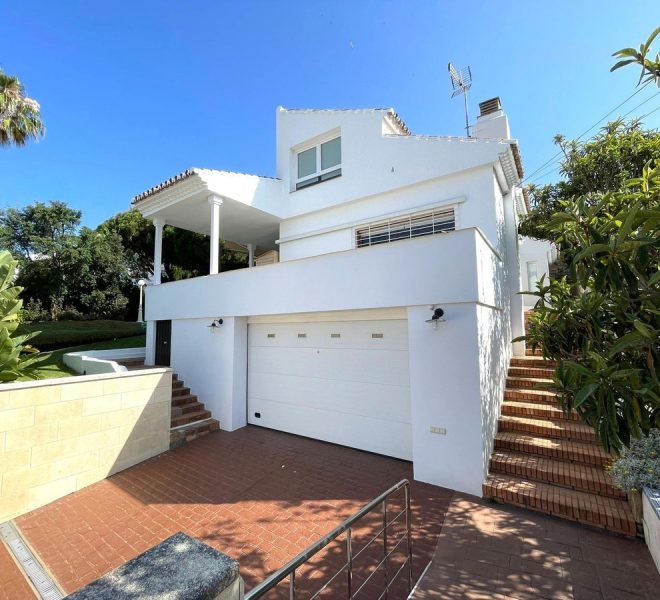 R5070232-Image 1-Detached - 4 Beds - 273 Built