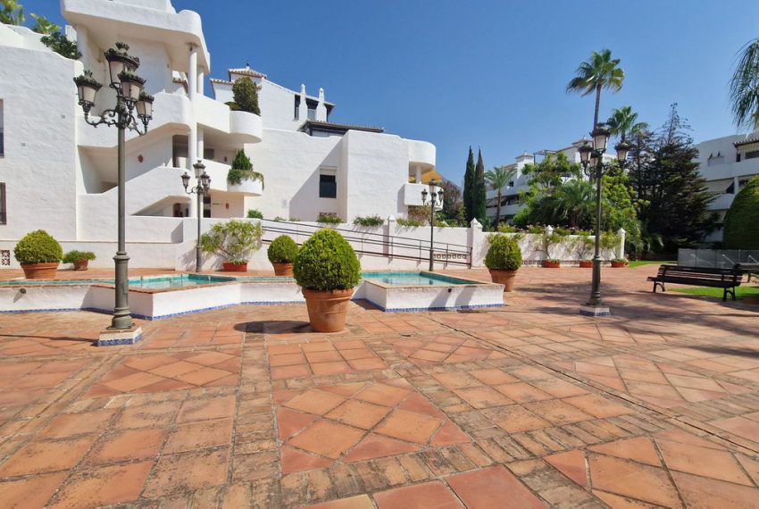 R5072875-Apartment-For-Sale-Nagueles-Ground-Floor-2-Beds-99-Built-15