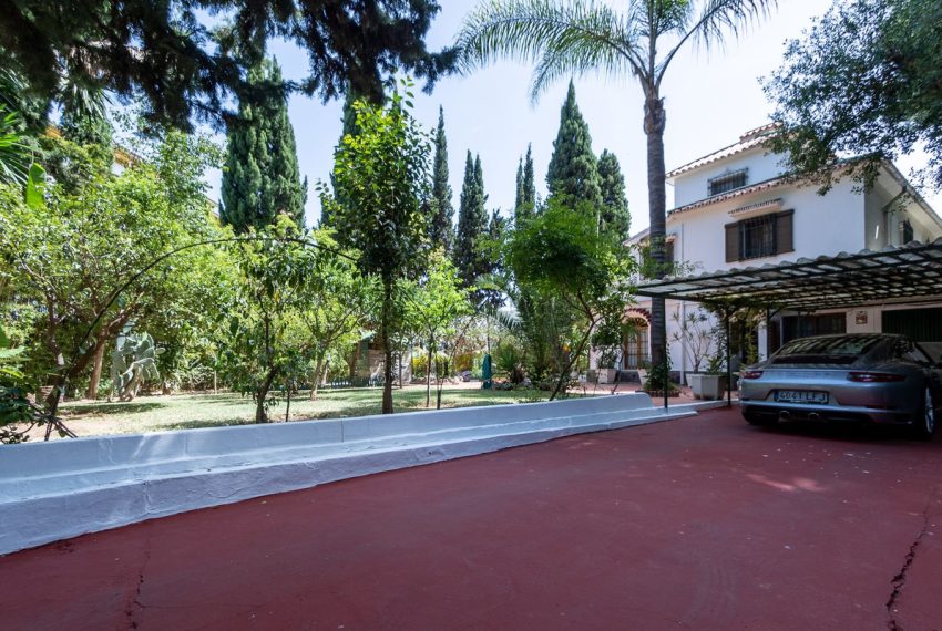 R5072962-Villa-For-Sale-Marbella-Detached-4-Beds-333-Built-2