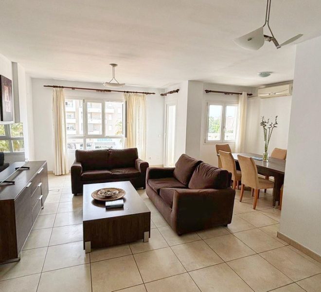 R5073196-Image 1-Middle Floor - 3 Beds - 120 Built