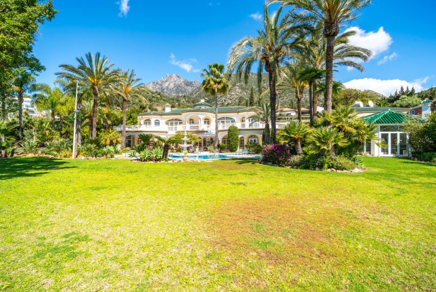 R5073526-Villa-For-Sale-The-Golden-Mile-Detached-14-Beds-2100-Built-5