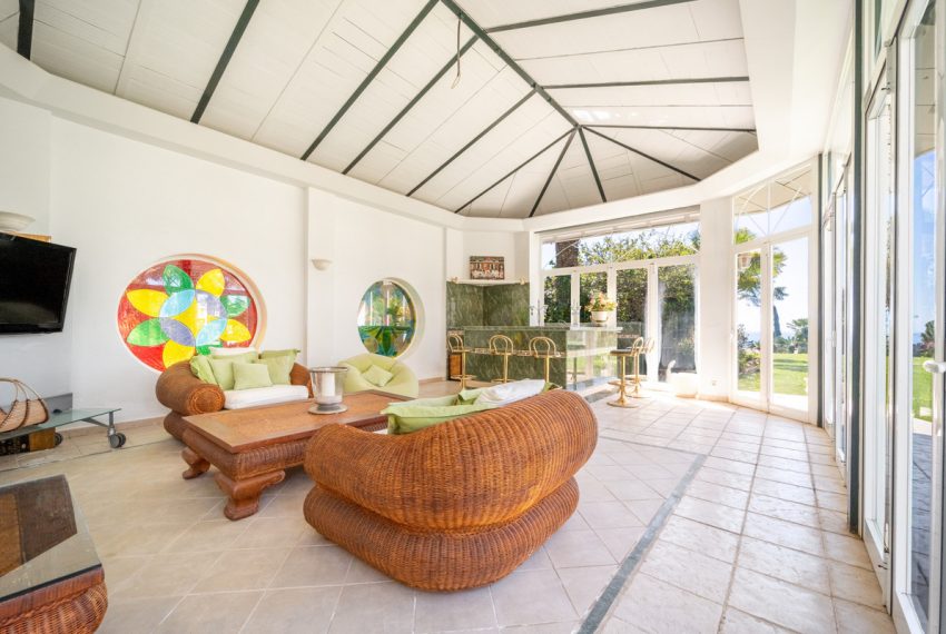 R5073526-Villa-For-Sale-The-Golden-Mile-Detached-14-Beds-2100-Built-7