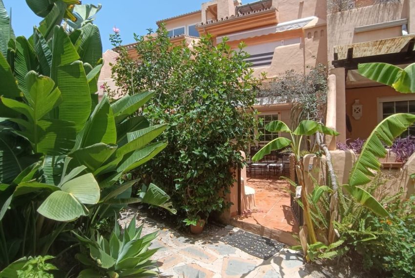 R5073889-Townhouse-For-Sale-Marbella-Terraced-3-Beds-307-Built-1