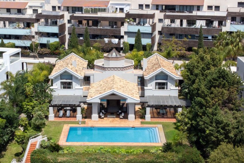 R5075350-Villa-For-Sale-Los-Flamingos-Detached-6-Beds-727-Built