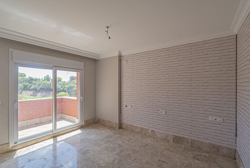 R5075440-Villa-For-Sale-Marbella-Detached-5-Beds-283-Built-17