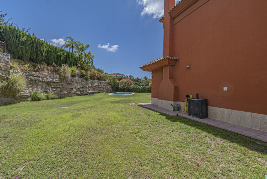 R5075440-Villa-For-Sale-Marbella-Detached-5-Beds-283-Built-6