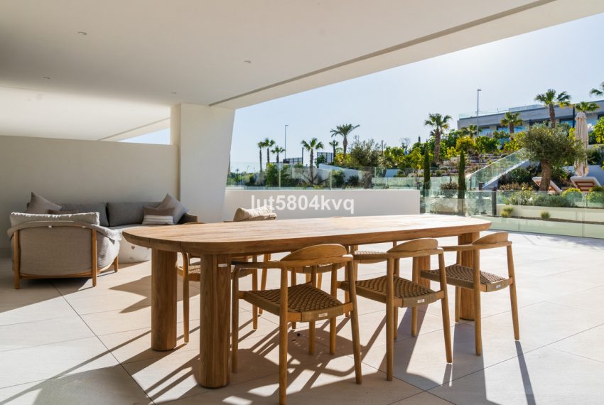 R5075737-Apartment-For-Sale-The-Golden-Mile-Ground-Floor-4-Beds-443-Built-7