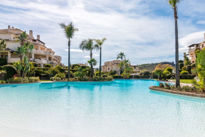 R5076127-Apartment-For-Sale-Benahavis-Ground-Floor-2-Beds-127-Built