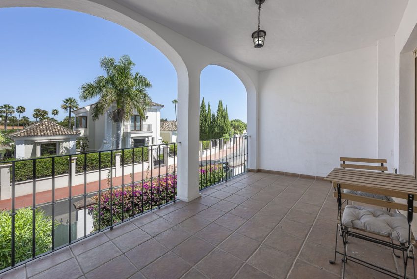 R5076373-Townhouse-For-Sale-Nueva-Andalucia-Terraced-4-Beds-421-Built-17