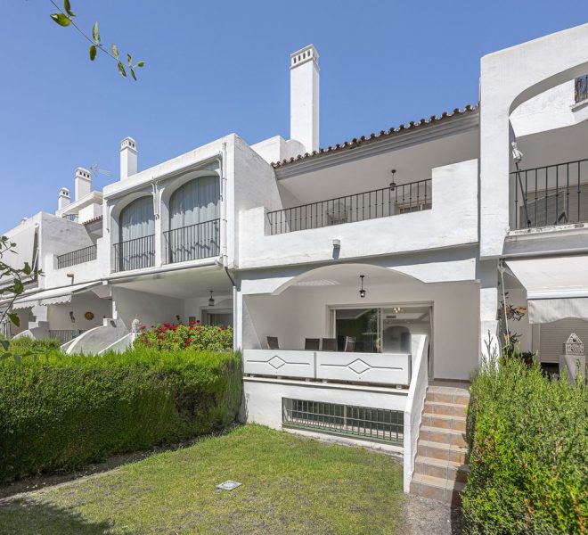 R5076373-Image 1-Terraced - 4 Beds - 421 Built