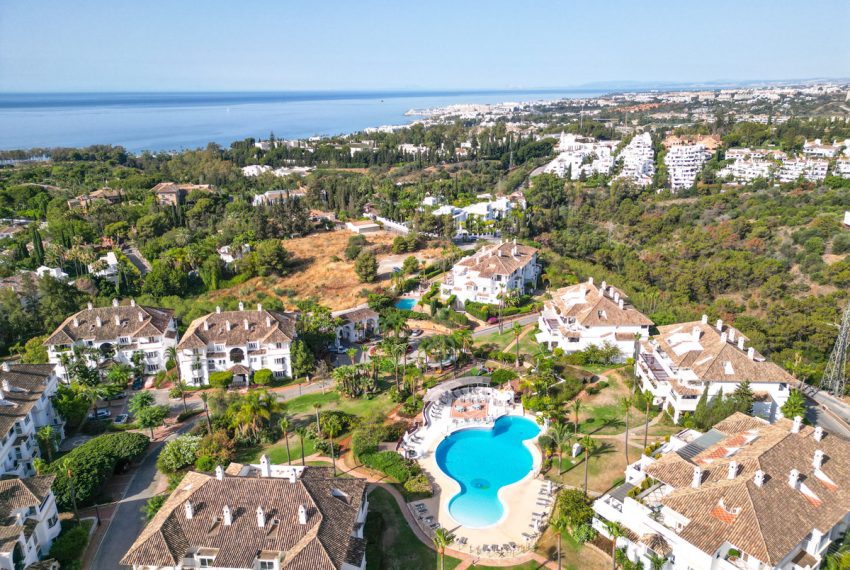 R5076520-Apartment-For-Sale-The-Golden-Mile-Penthouse-Duplex-3-Beds-208-Built-17
