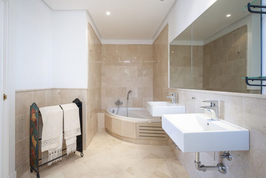 R5076667-Apartment-For-Sale-Nueva-Andalucia-Middle-Floor-2-Beds-120-Built-11