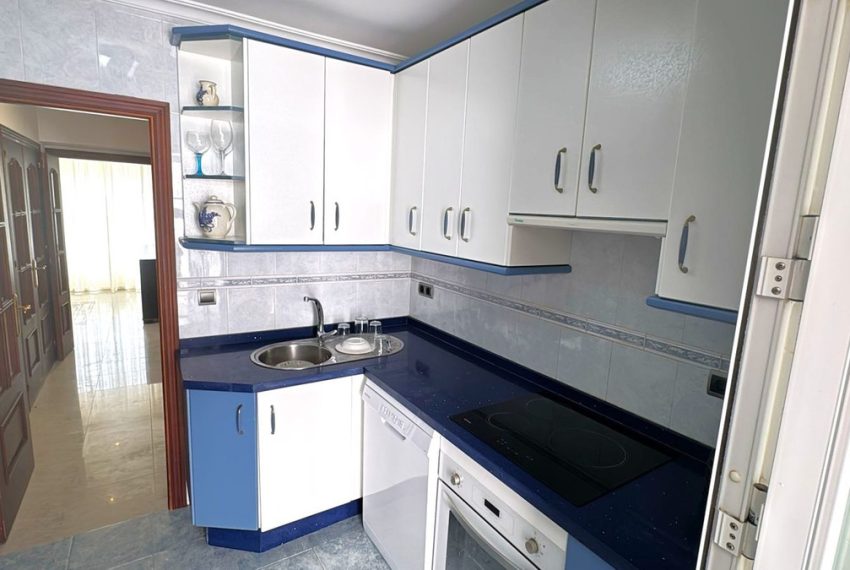 R5077366-Villa-For-Sale-Estepona-Detached-3-Beds-215-Built-3