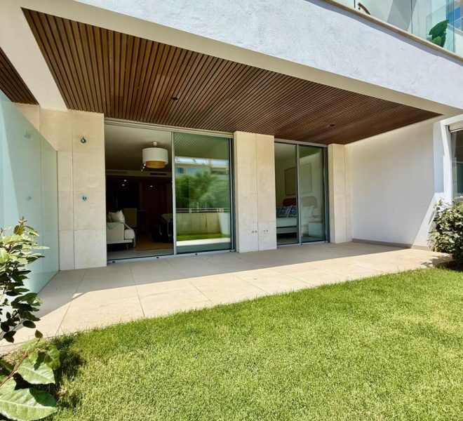 R5077903-Image 1-Ground Floor - 2 Beds - 104 Built