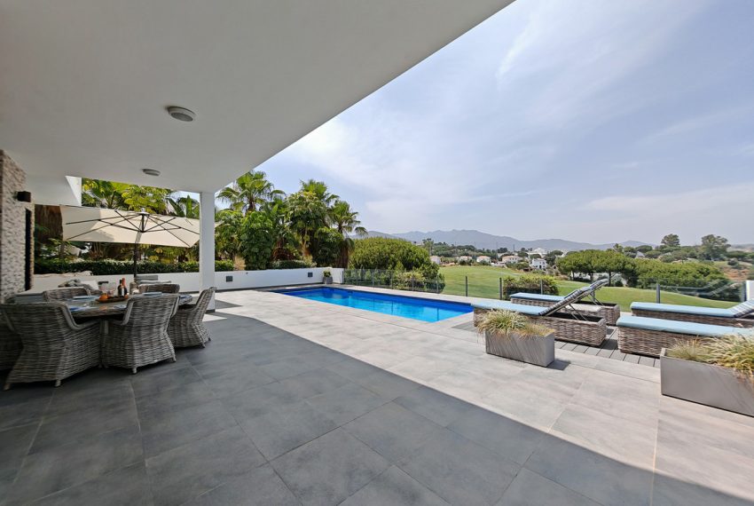 R5078377-Villa-For-Sale-La-Cala-Golf-Detached-4-Beds-330-Built-1