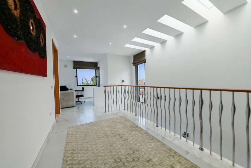 R5078377-Villa-For-Sale-La-Cala-Golf-Detached-4-Beds-330-Built-12