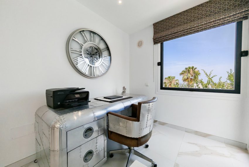 R5078377-Villa-For-Sale-La-Cala-Golf-Detached-4-Beds-330-Built-14