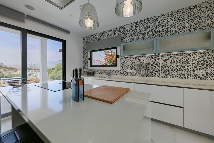 R5078377-Villa-For-Sale-La-Cala-Golf-Detached-4-Beds-330-Built-7