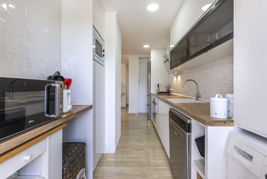 R5078806-Apartment-For-Sale-The-Golden-Mile-Middle-Floor-2-Beds-85-Built-11