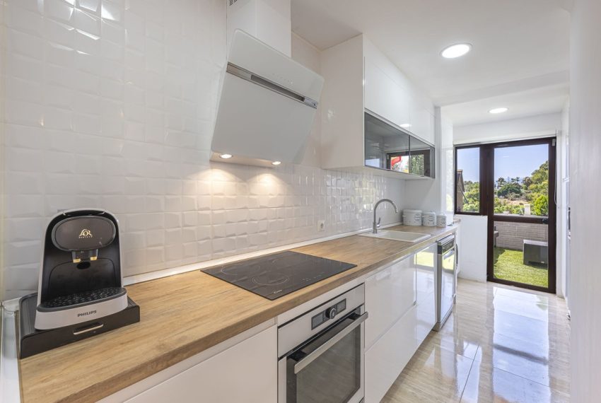 R5078806-Apartment-For-Sale-The-Golden-Mile-Middle-Floor-2-Beds-85-Built-15