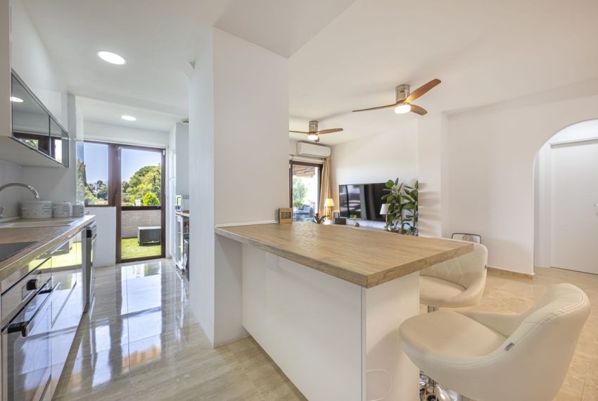 R5078806-Apartment-For-Sale-The-Golden-Mile-Middle-Floor-2-Beds-85-Built-8