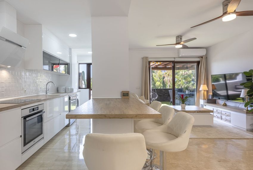 R5078806-Apartment-For-Sale-The-Golden-Mile-Middle-Floor-2-Beds-85-Built-9