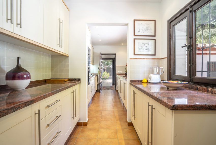 R5079778-Villa-For-Sale-Benahavis-Detached-3-Beds-268-Built-11