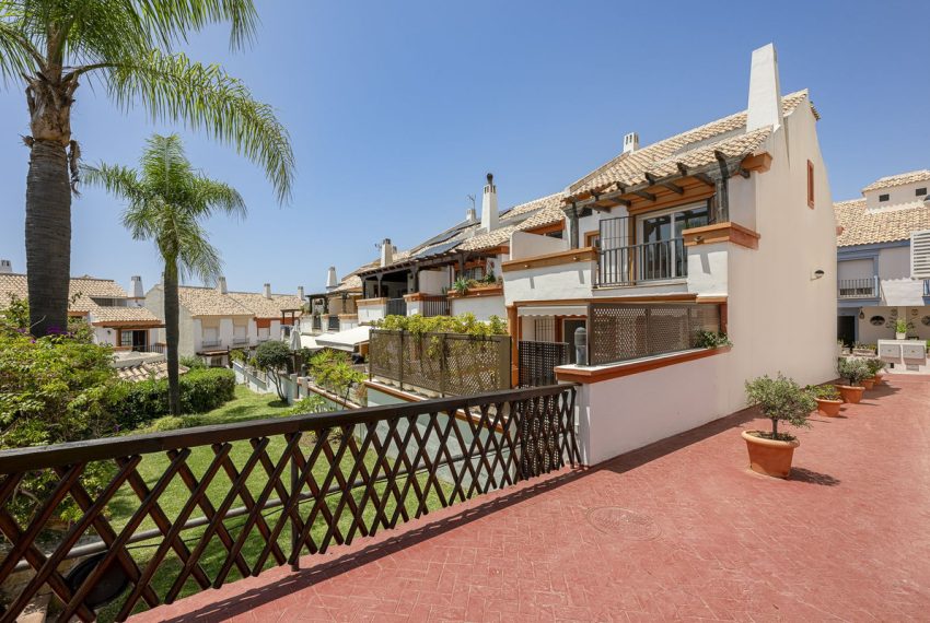 R5079868-Townhouse-For-Sale-Marbella-Terraced-4-Beds-334-Built-1